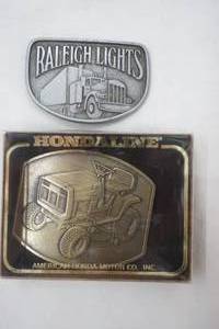 lot 22 image: Vintage Belt Buckles