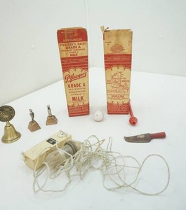 lot 28 image: Vintage Fishing Lot