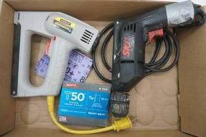 lot 94 image: Stanley Sharpshooter Electric Stapler & Skil Drill