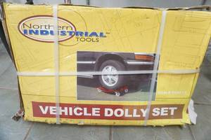 lot 97 image: Vehicle Dolly Set-NEW in Box