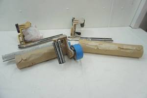 lot 176 image: 3M Hand Masker M3000 Dispenser (3ct)