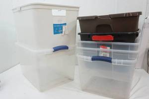 lot 187 image: Large Storage Containers (no lids) 8ct