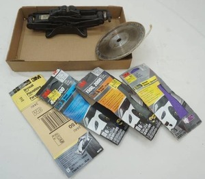 lot 220 image: Automotive Sandpaper and Jack