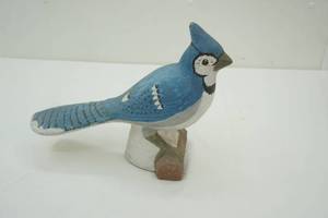 lot 257 image: Cement Blue Jay Statue