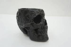 lot 260 image: Decorative Black Skull Vase