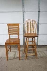 lot 294 image: Wooden Bar Stools