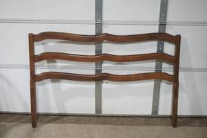 lot 295 image: Vintage Wooden Headboard