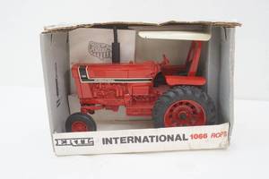 lot 399 image: Ertl International 1066 ROPS-in original box