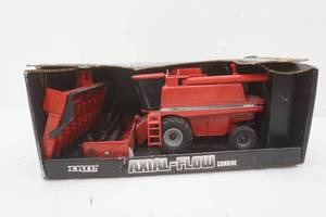 lot 402 image: Ertl Axial-Flow Combine - in original box
