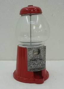 lot 420 image: Gum Ball Machine Glass & Metal