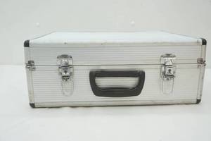 lot 421 image: Metal Case 14x12.5x6.5