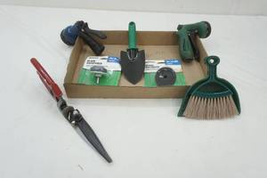 lot 441 image: Garden Tools and Blade Sharpeners