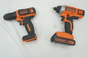 lot 444 image: Black & Decker Screwdriver & Impact 1 battery