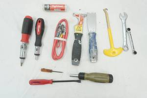 lot 450 image: Hand Tool Lot