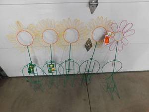 lot 95 image: (5) Planter Holder Stakes