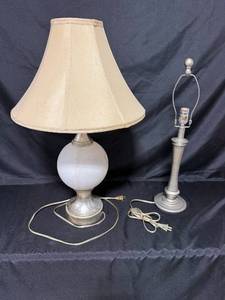 lot 35 image: Set of 2 Table Lamps and Classic Metal Base
