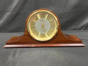lot 43 image: Sloan Quartz Westminster Mantel Clock with Chime Function
