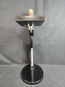 lot 118 image: Unique Butler Stand with Carved Wooden Face