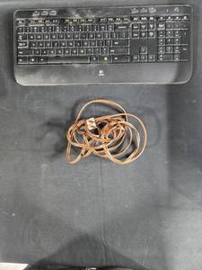 lot 186 image: Logitech Keyboard, Extension Cords & Moen Glenshire Towel Bar