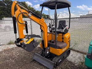 lot 30 image: Mini Excavator