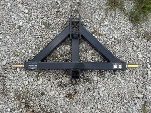 lot 37 image: Class 2 Quick Hitch
