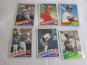 lot 177 image: 1985 Topps Baseball Cards...