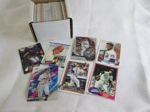 lot 192 image: Box Of Baseball Cards...