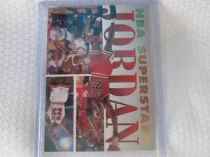 lot 1 image: 1993-94 Fleer Michael Jordan Supers...