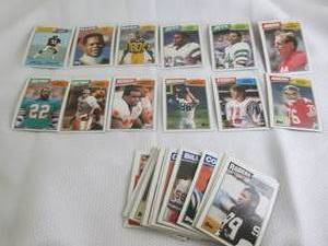 lot 64 image: 1987 Assorted Topps Football Cards...