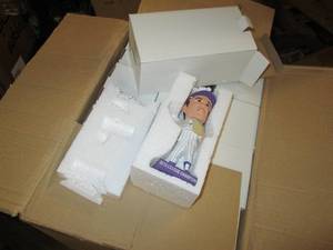 lot 280 image: Case of 24 new bobblehead sports fi...