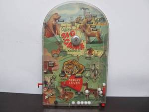 lot 38 image: Neat Old Tabletop Pinball Game - The BIG GAME Bagatelle