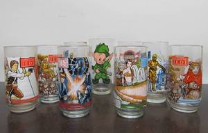 lot 49 image: Lot of 8 Vintage 1970s STAR WARS Collectors Classes