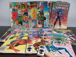 lot 59 image: Lot of Vintage 1970s to Early 80s Superhero Comic Books