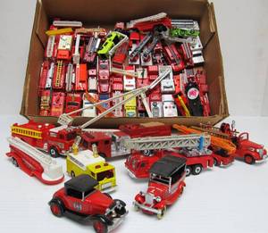 lot 65 image: Large Group of Assorted Metal Diecast Fire Trucks
