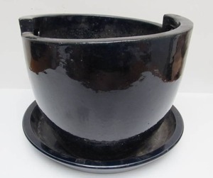 lot 67 image: Vintage IKEA Heavy Dark Blue Terra Cotta Planter