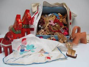 lot 102 image: Large Group of Scandinavian Items - Christmas etc 