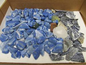 lot 72 image: Large Lot of Polished Gemstones - Sodalite etc
