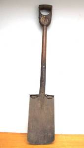 lot 83 image: Quality Antique LUTHER-BURBANK Shovel