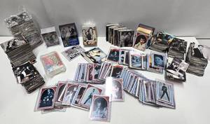 lot 170 image: Large Lot of Vintage etc ELVIS Trading Cards