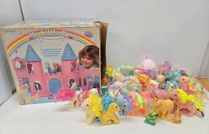 lot 141 image: Orig Vintage 80s MY LITTLE PONY Dream Castle wTONS of Ponies 
