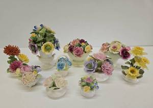 lot 156 image: Very Nice Looking Group of Vintage Capodimonte  Porcelain  Ceramic Flower Cups & Bouquets