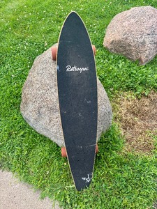lot 8 image: Nice Condition RETROSPEC Longboard Skateboard