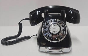lot 193 image: Vintage Style Classic Rotary Dial Telephone