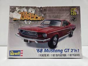 lot 251 image: Factory Sealed Revell MUSTANG GT 2-in-1 Model Kit