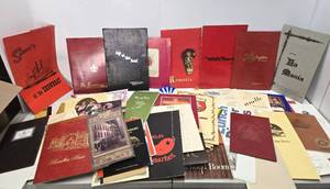 lot 185 image: HUGE Collection of Vintage Restaurant & Hotel Menus