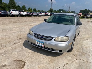 lot 17 image: 2005 Chevrolet Malibu Classic