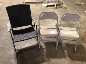 lot 61 image: Lot of Assorted Folding Chairs Various Models and Conditions Customer Returns See Pictures
