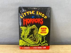 lot 203 image: Brand New 1986 Topps Little Shop of Horrors Sticker Pack T