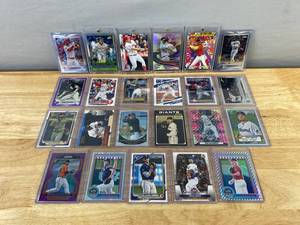 lot 808 image: 23 MLB Baseball Cards with Stars, Rookies, and Parallels Acuna, Tatis, Harper and More N