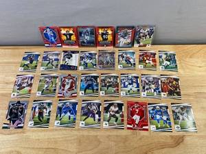 lot 270 image: 30 NFL Football Cards - Assorted Players & Inserts J